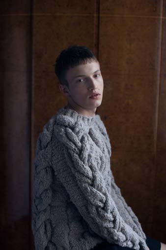 cable-knit sweater / short black mens jeans
